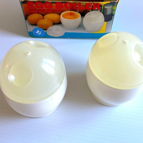 Other - Vintage Microwave Egg Cooker Boiler Set 1980s